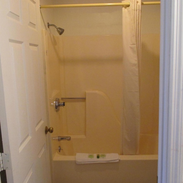 Paragon Inn Hillsboro image 8
